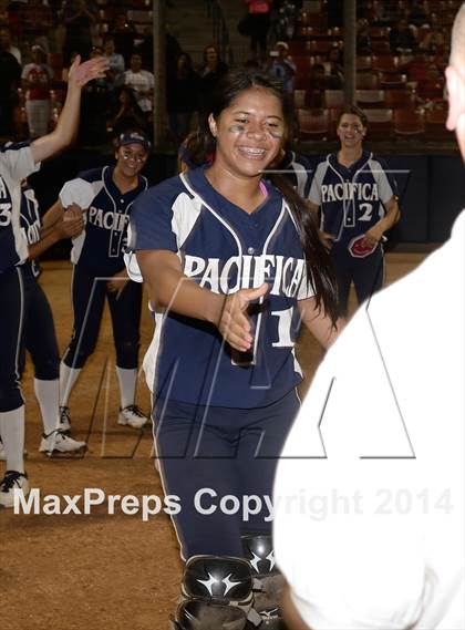 Thumbnail 3 in Pacifica vs. King (CIF-SS D1 Final) photogallery.