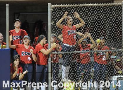 Thumbnail 2 in Pacifica vs. King (CIF-SS D1 Final) photogallery.