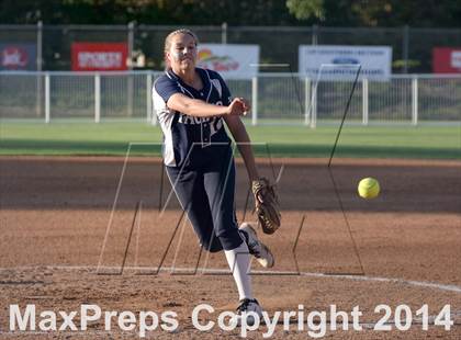Thumbnail 2 in Pacifica vs. King (CIF-SS D1 Final) photogallery.