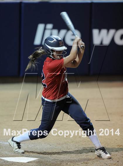 Thumbnail 2 in Pacifica vs. King (CIF-SS D1 Final) photogallery.