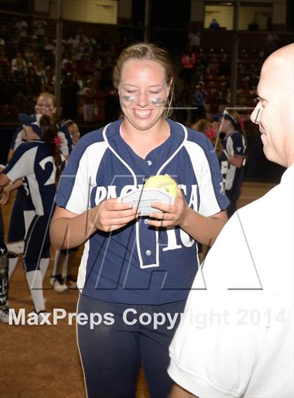 Thumbnail 2 in Pacifica vs. King (CIF-SS D1 Final) photogallery.