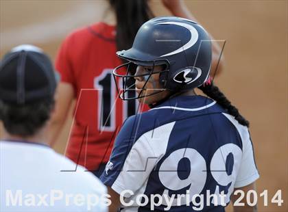 Thumbnail 3 in Pacifica vs. King (CIF-SS D1 Final) photogallery.