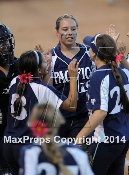 Thumbnail 3 in Pacifica vs. King (CIF-SS D1 Final) photogallery.