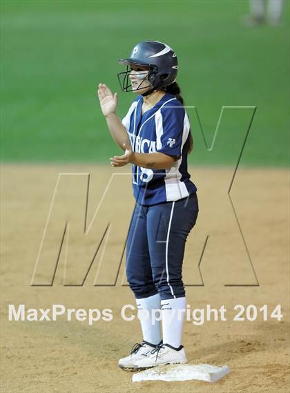 Thumbnail 2 in Pacifica vs. King (CIF-SS D1 Final) photogallery.