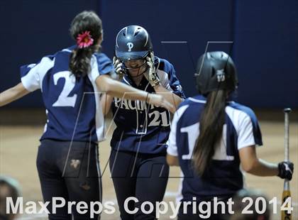 Thumbnail 2 in Pacifica vs. King (CIF-SS D1 Final) photogallery.