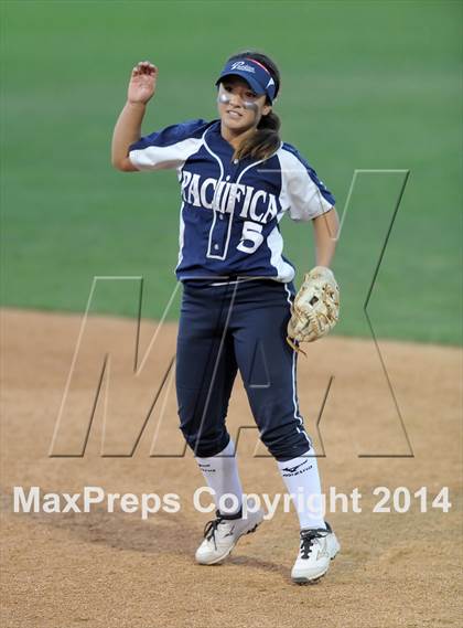 Thumbnail 3 in Pacifica vs. King (CIF-SS D1 Final) photogallery.