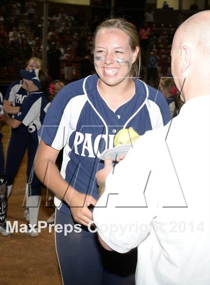 Thumbnail 1 in Pacifica vs. King (CIF-SS D1 Final) photogallery.