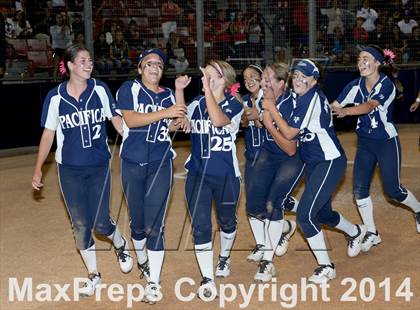 Thumbnail 2 in Pacifica vs. King (CIF-SS D1 Final) photogallery.