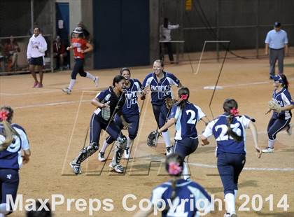 Thumbnail 2 in Pacifica vs. King (CIF-SS D1 Final) photogallery.