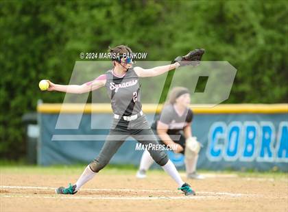 Thumbnail 3 in Bishop Grimes vs Syracuse photogallery.