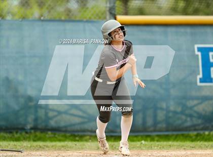 Thumbnail 2 in Bishop Grimes vs Syracuse photogallery.