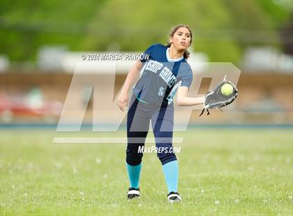 Thumbnail 1 in Bishop Grimes vs Syracuse photogallery.