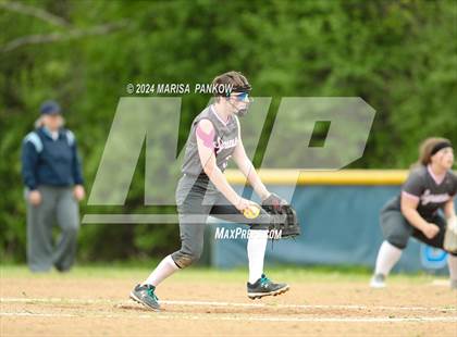 Thumbnail 2 in Bishop Grimes vs Syracuse photogallery.