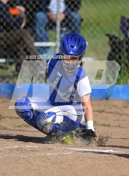Thumbnail 3 in Marin Catholic @ Terra Linda photogallery.