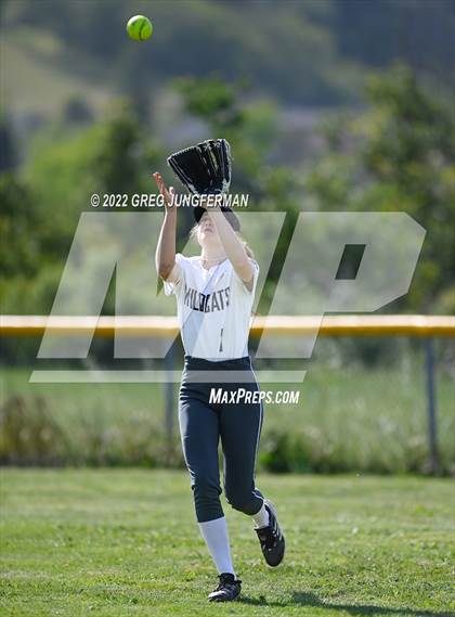 Thumbnail 3 in Marin Catholic @ Terra Linda photogallery.