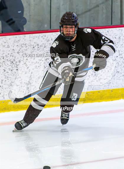 Thumbnail 3 in Brunswick School vs. New Hampton School (Exeter Invitational) photogallery.