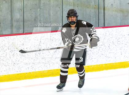 Thumbnail 2 in Brunswick School vs. New Hampton School (Exeter Invitational) photogallery.