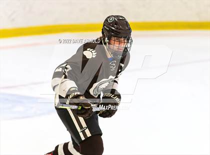 Thumbnail 3 in Brunswick School vs. New Hampton School (Exeter Invitational) photogallery.