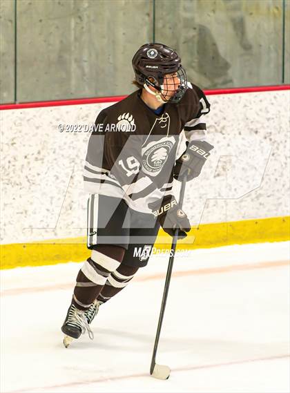 Thumbnail 3 in Brunswick School vs. New Hampton School (Exeter Invitational) photogallery.