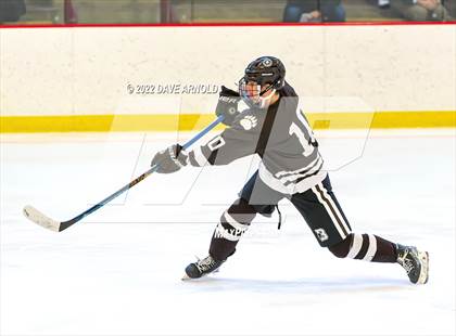 Thumbnail 2 in Brunswick School vs. New Hampton School (Exeter Invitational) photogallery.