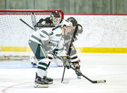 Thumbnail 3 in Brunswick School vs. New Hampton School (Exeter Invitational) photogallery.
