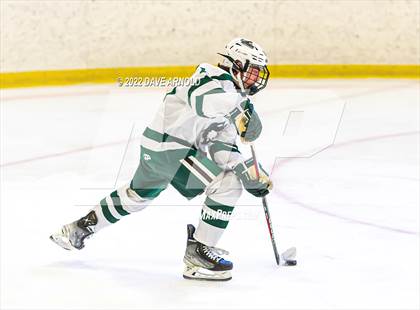 Thumbnail 2 in Brunswick School vs. New Hampton School (Exeter Invitational) photogallery.