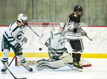 Thumbnail 2 in Brunswick School vs. New Hampton School (Exeter Invitational) photogallery.