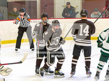 Thumbnail 2 in Brunswick School vs. New Hampton School (Exeter Invitational) photogallery.