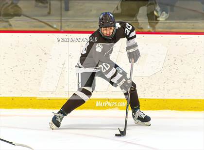 Thumbnail 1 in Brunswick School vs. New Hampton School (Exeter Invitational) photogallery.