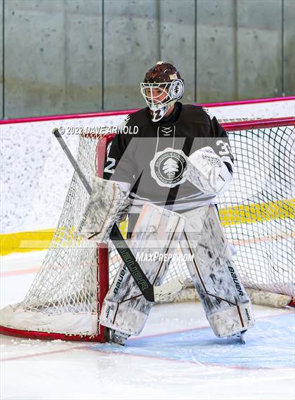 Thumbnail 2 in Brunswick School vs. New Hampton School (Exeter Invitational) photogallery.