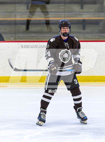 Thumbnail 1 in Brunswick School vs. New Hampton School (Exeter Invitational) photogallery.