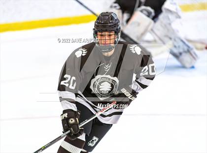 Thumbnail 3 in Brunswick School vs. New Hampton School (Exeter Invitational) photogallery.