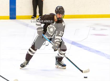 Thumbnail 3 in Brunswick School vs. New Hampton School (Exeter Invitational) photogallery.