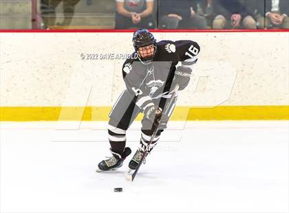 Thumbnail 1 in Brunswick School vs. New Hampton School (Exeter Invitational) photogallery.