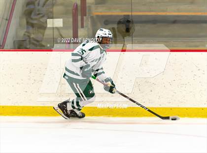 Thumbnail 2 in Brunswick School vs. New Hampton School (Exeter Invitational) photogallery.