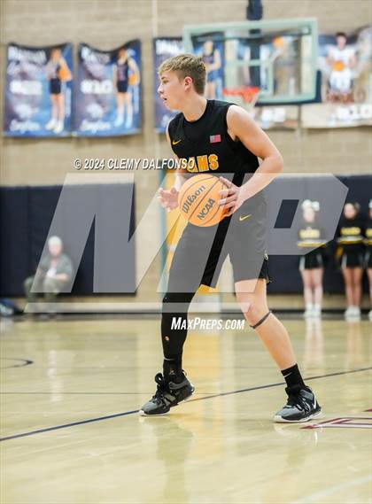 Thumbnail 2 in Green Mountain vs Dakota Ridge (Jeffco 4A/5A Mini Tournament) photogallery.
