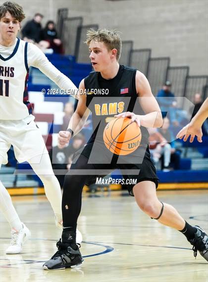 Thumbnail 2 in Green Mountain vs Dakota Ridge (Jeffco 4A/5A Mini Tournament) photogallery.