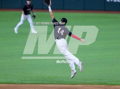 Thumbnail 3 in Lake Travis vs. Prosper (Dragon Classic) photogallery.