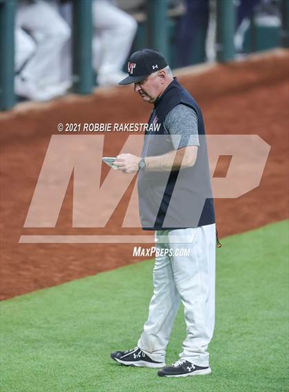 Thumbnail 1 in Lake Travis vs. Prosper (Dragon Classic) photogallery.