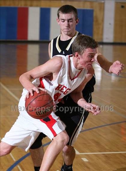 Thumbnail 1 in Arapahoe vs. Regis Jesuit photogallery.