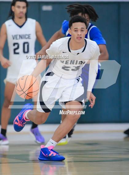 Thumbnail 2 in Venice vs Culver City (Westside Tip Off Classic) photogallery.