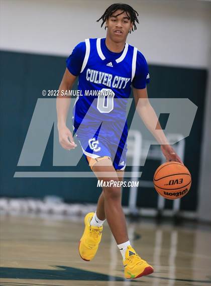 Thumbnail 2 in Venice vs Culver City (Westside Tip Off Classic) photogallery.
