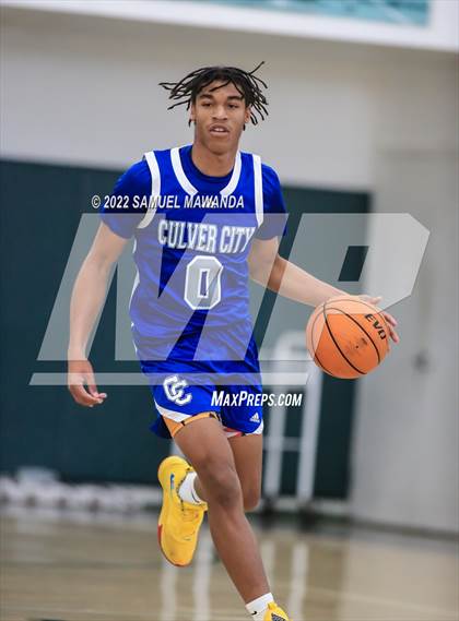 Thumbnail 3 in Venice vs Culver City (Westside Tip Off Classic) photogallery.
