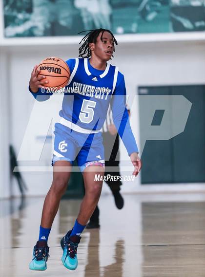 Thumbnail 3 in Venice vs Culver City (Westside Tip Off Classic) photogallery.