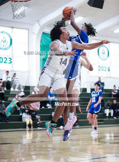 Thumbnail 3 in Venice vs Culver City (Westside Tip Off Classic) photogallery.