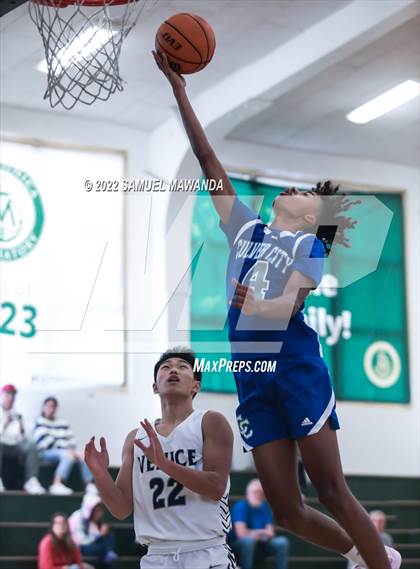 Thumbnail 2 in Venice vs Culver City (Westside Tip Off Classic) photogallery.