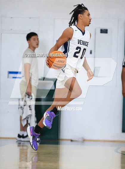 Thumbnail 2 in Venice vs Culver City (Westside Tip Off Classic) photogallery.