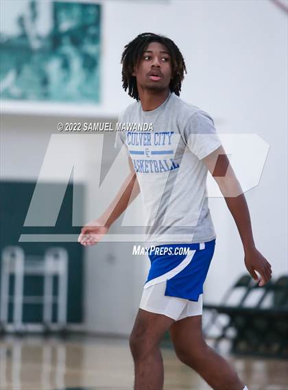 Thumbnail 1 in Venice vs Culver City (Westside Tip Off Classic) photogallery.
