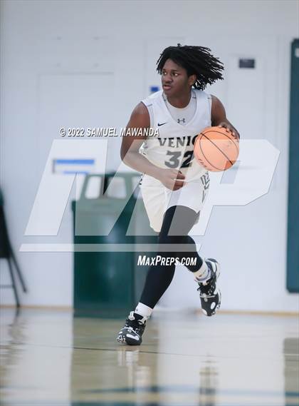 Thumbnail 1 in Venice vs Culver City (Westside Tip Off Classic) photogallery.