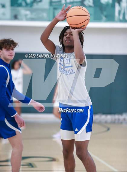 Thumbnail 1 in Venice vs Culver City (Westside Tip Off Classic) photogallery.